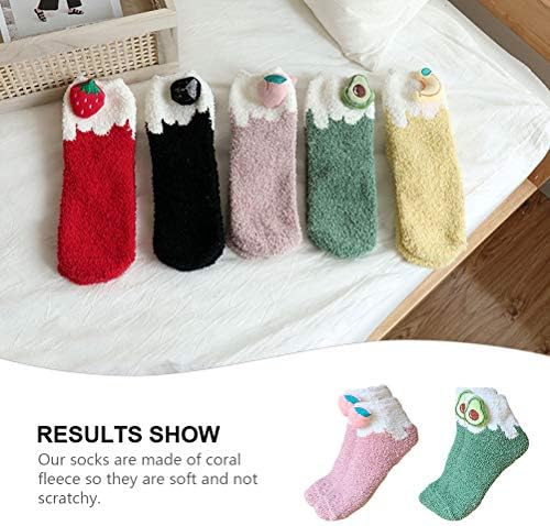 Ženske čarape od paperjaste čarape 2 para kreativnih božićnih toplih čarapa voćni dizajn ukras čarapa od koraljnog runa