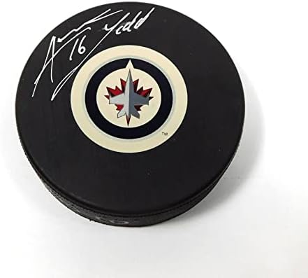 Andrija Ladd potpisao je suvenirni hokejaški pak NHL-a Jets Frame s autogramomNHL Pakovi