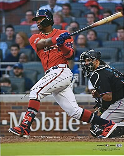Ronald Acuna Jr. Atlanta Braves Autographed 16 x 20 fotografija za udaranje - Autografirane MLB fotografije