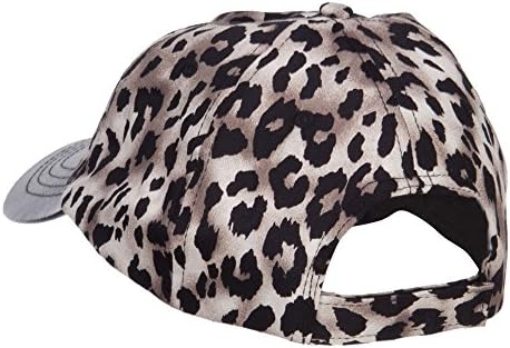 Kapa s leopard printom i kožnim vizirom